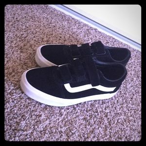 Old skool Velcro vans